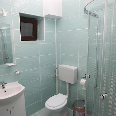 ゲストハウス Any ナボダリ